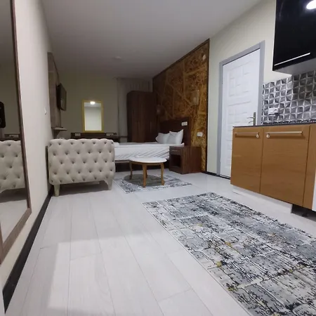 Aparthotel Millenyum House *